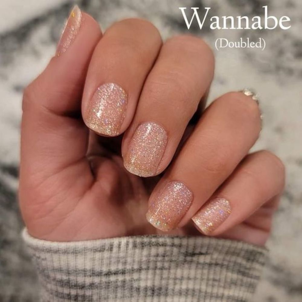 Color Street | Wannabe a sweet glittery pink on a clear base, nail strips - Picture 10 of 14